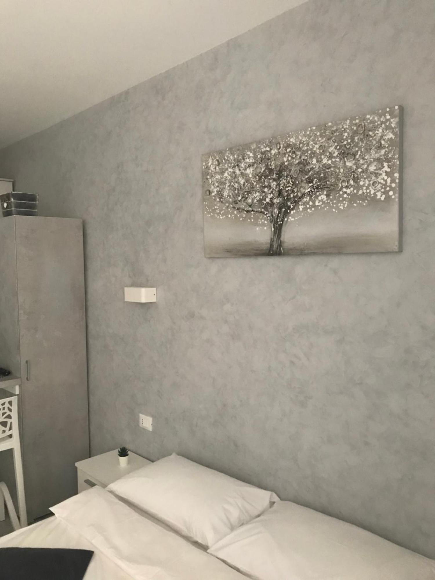 Andjela Apartment Trieste Bagian luar foto